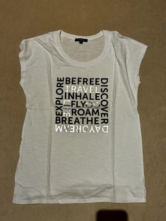 White Ladies T-Shirt, "Be Free" Print, Summer Top Size M