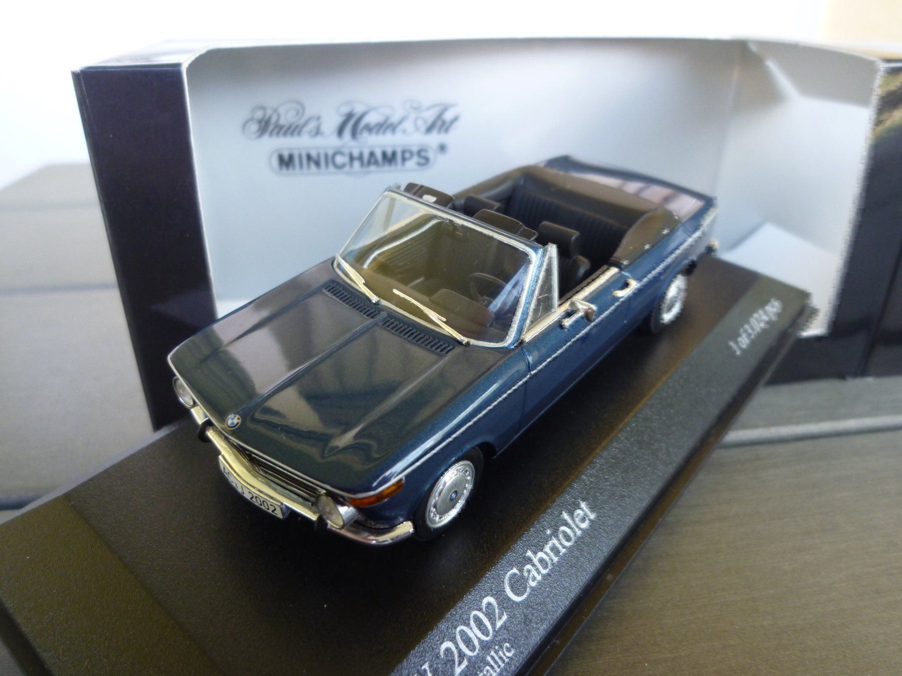 Modellini d'auto: BMW 2002 Cabriolet (1971) – Nuovo e nell'imballaggio originale da Flawil venduto da Imperiosud 1