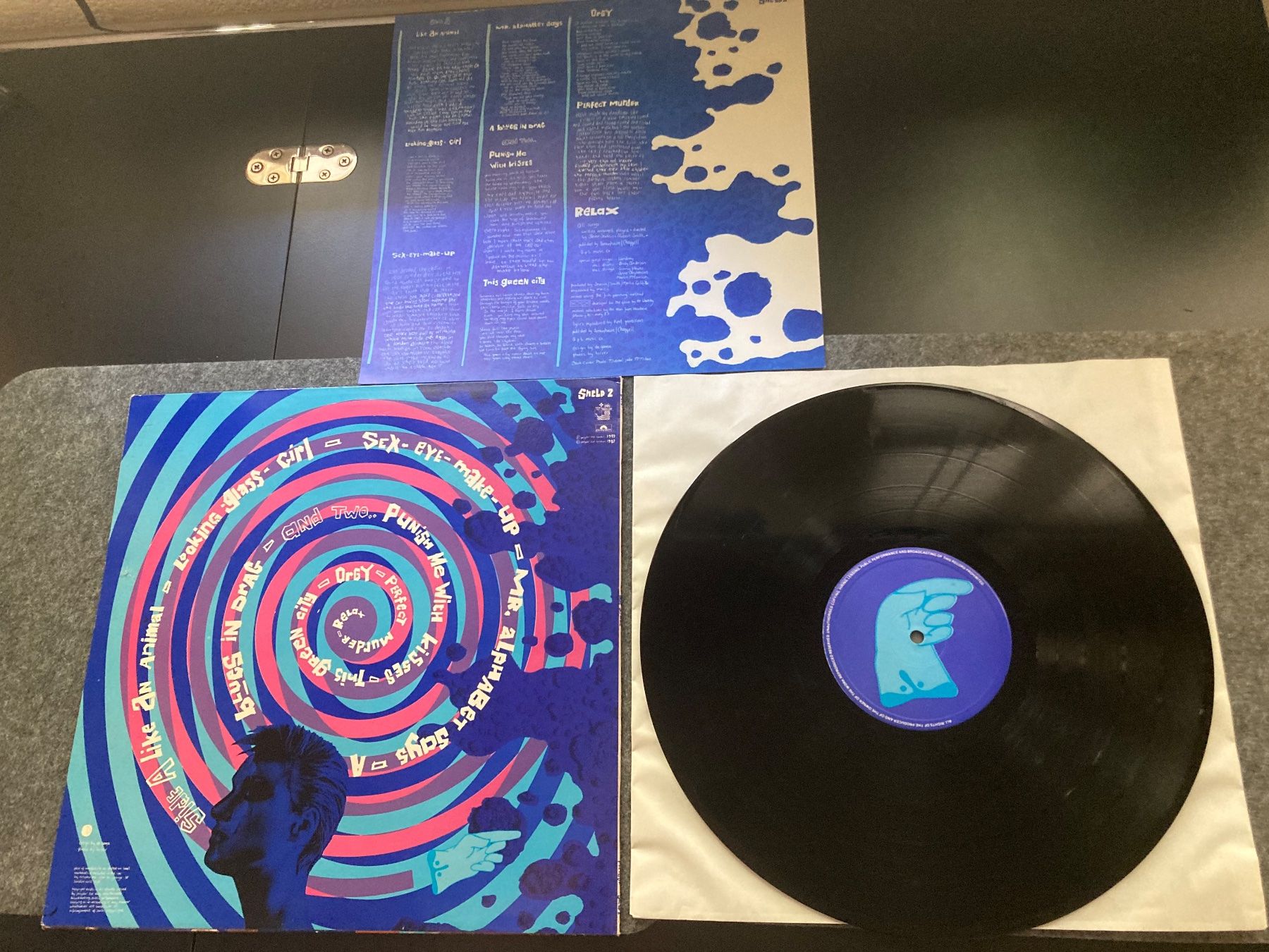 Dischi in vinile: The Glove - Blue Sunshine (LP) – Usato da Fribourg venduto da Karushi 1