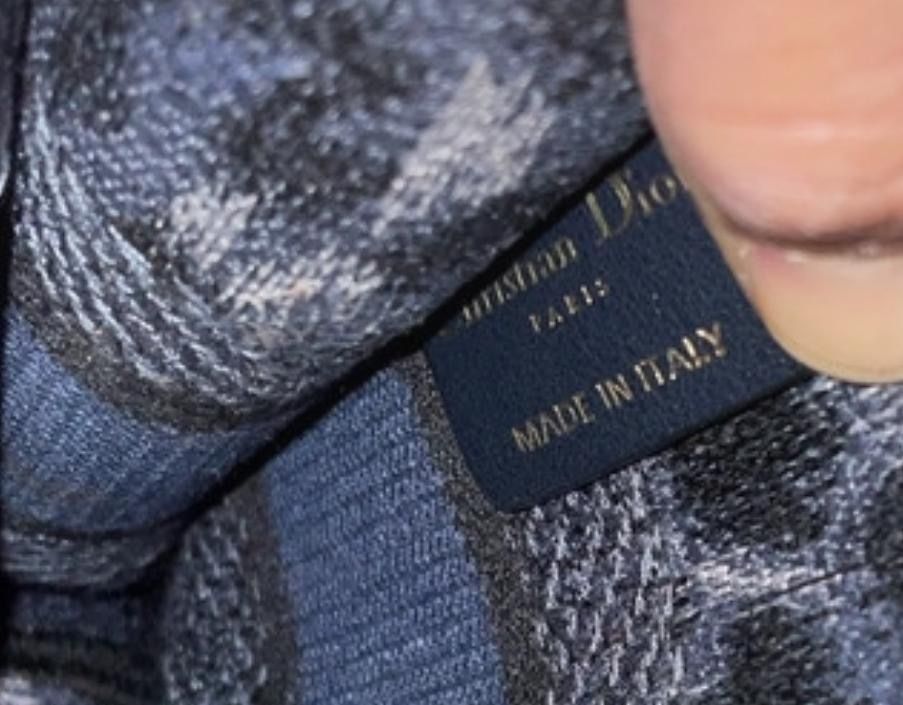 Dior Sacs femmes: Book Tote Medium Dior – D'occasion à Genève par Lilimouss 1
