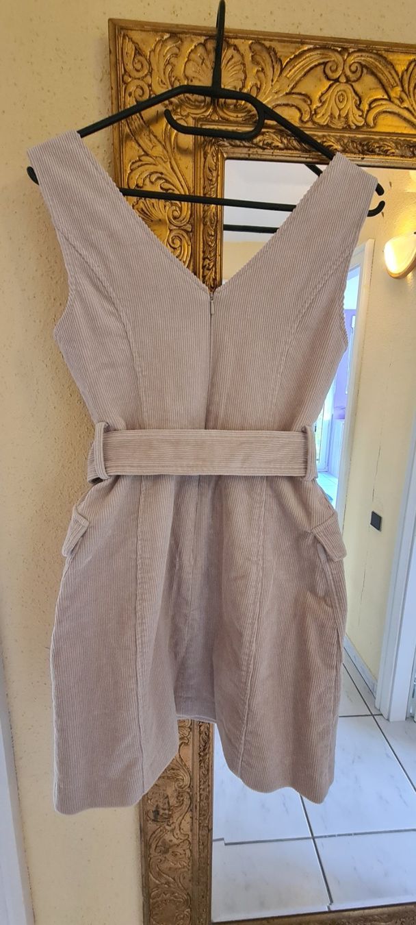 Vestiti: Forever New Minikleid – Usato da Allschwil venduto da Virgo 3