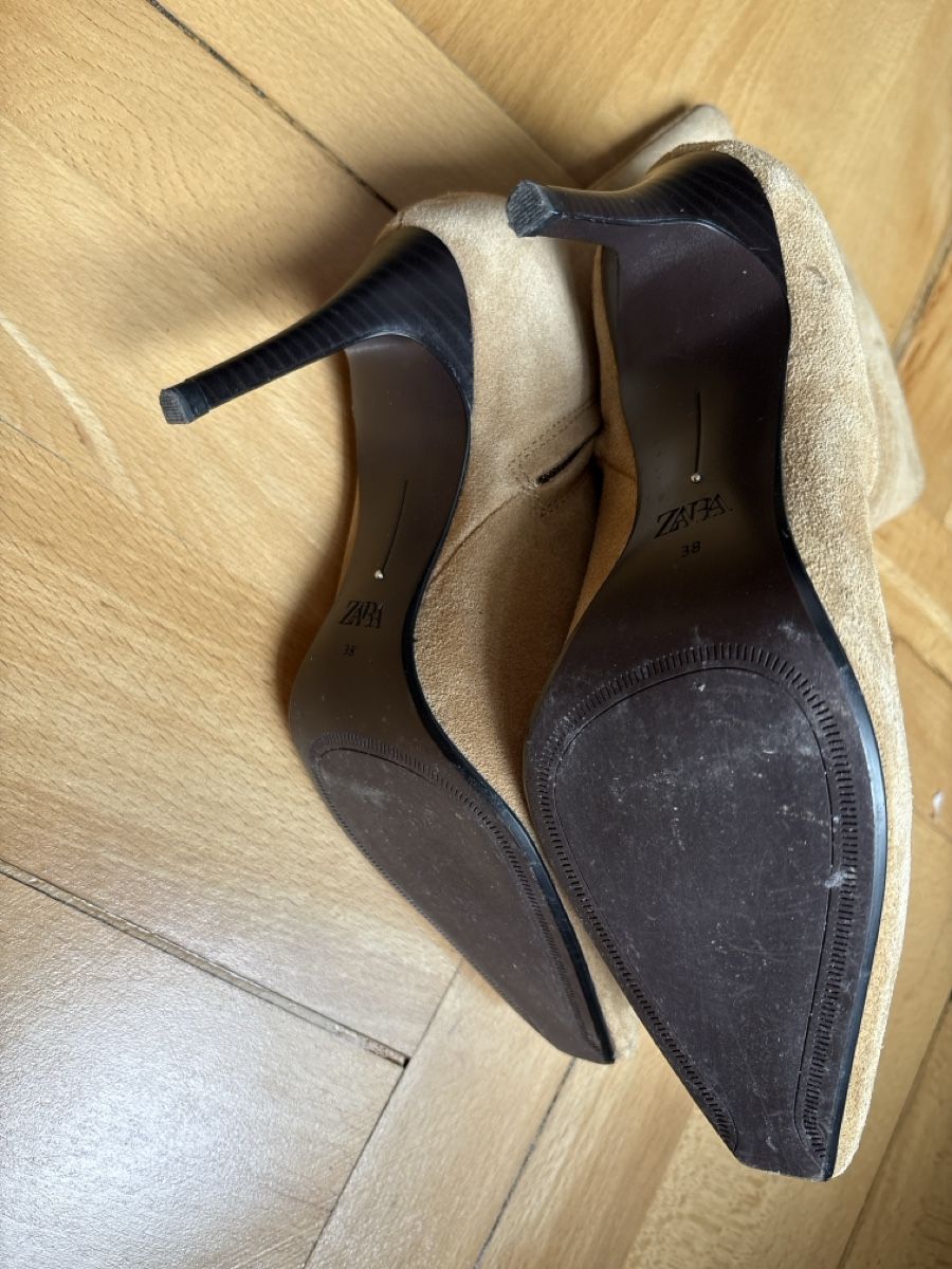 Scarpe per cavalli: Zara Boots Beige Size 38 Used Condition – Usato da Binningen venduto da nic_9mvl 4