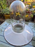 Vintage Stalllampe, Glas-Schirm mit Emaille Reflektor