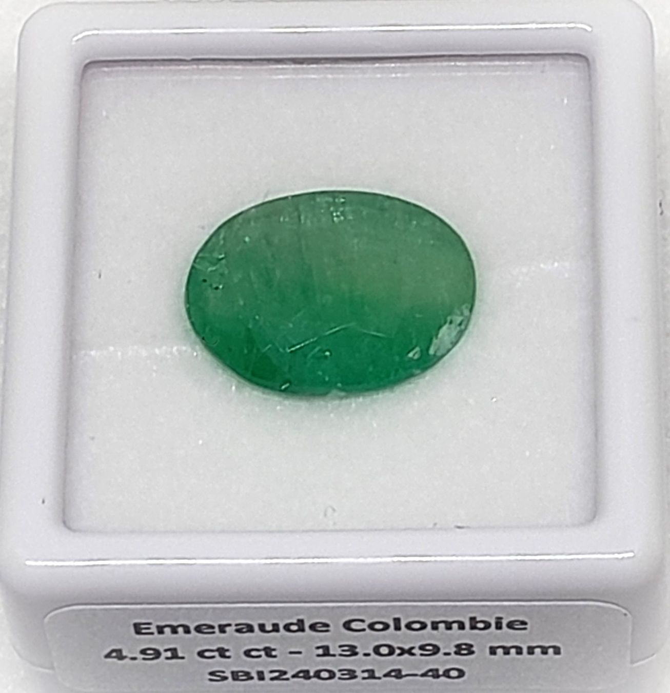 Edelsteine: 1x émeraude Colombie 4.91 ct - CERTIFICAT 910.- Fr – Neu (gemäss Beschreibung) aus Grimisuat von Valgem