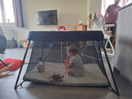 BabyBjorn Travel Crib Light Black with Carrying Case