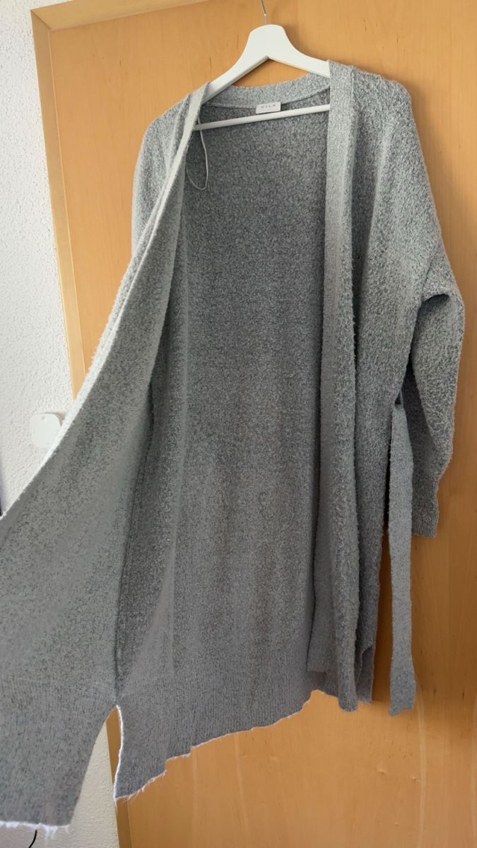 Vila Vestes: Strickjacke Damen – D'occasion à Wilen (Sarnen) par aninaschwab 1