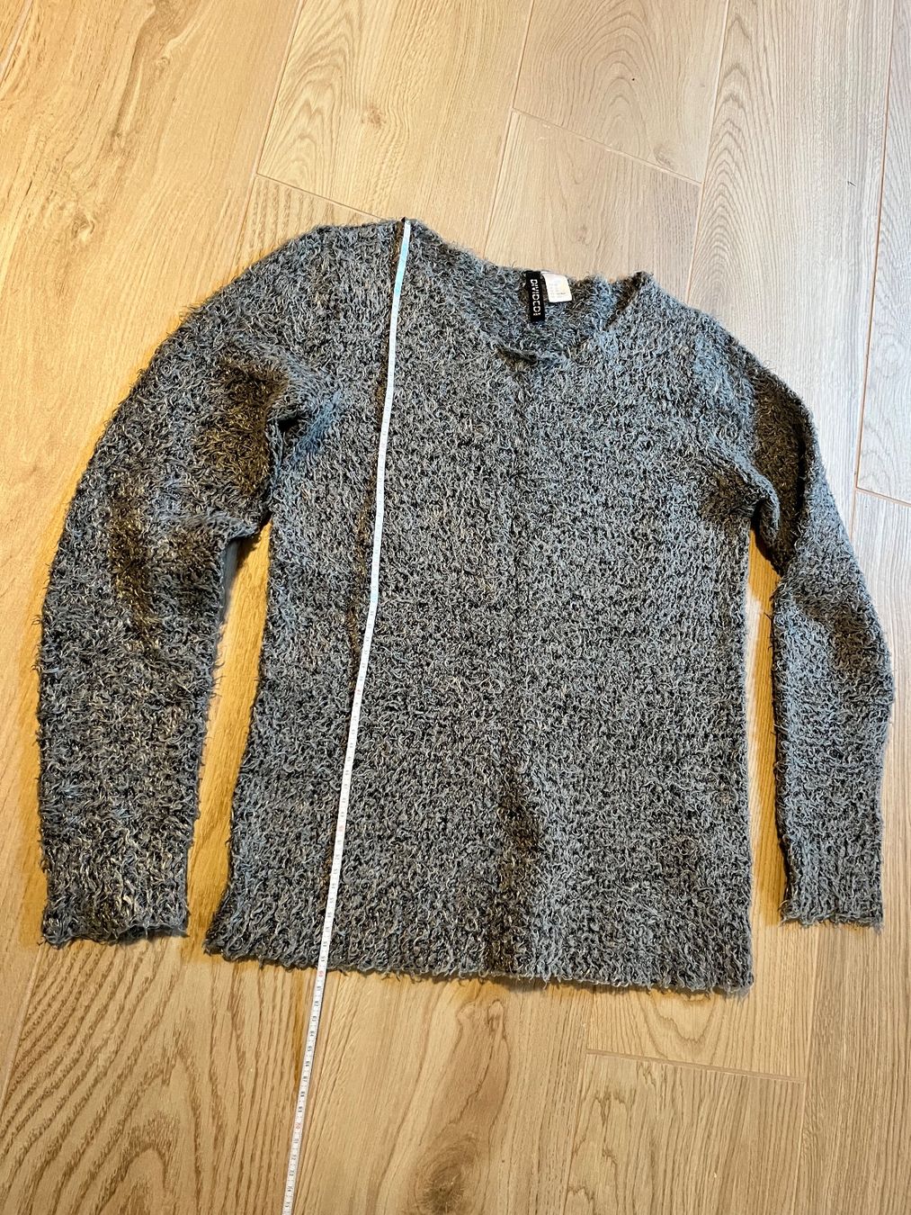 H&M Maglioni & Felpe: grauer Kuschel-Pullover, Grösse XS-S – Usato da Lugano venduto da sweetyd84 1