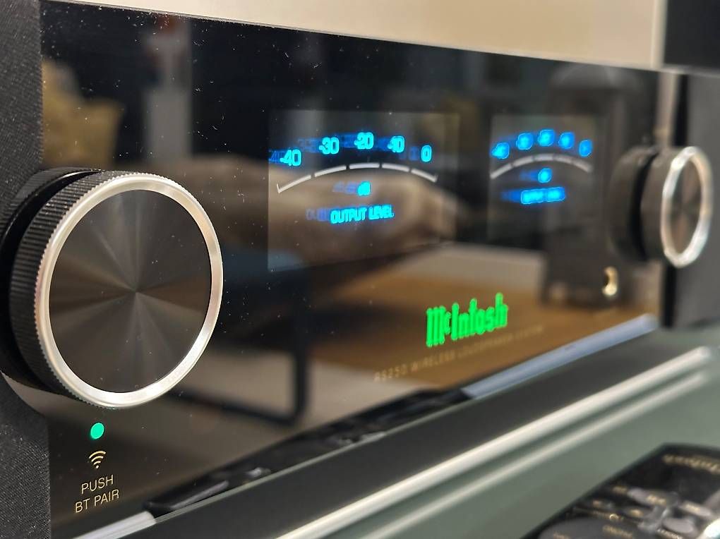 McIntosh Amplificatori: McIntosh RS250 Streaming Wireless Speaker – Nuovo (secondo la descrizione) da Delémont venduto da edvdmi 2