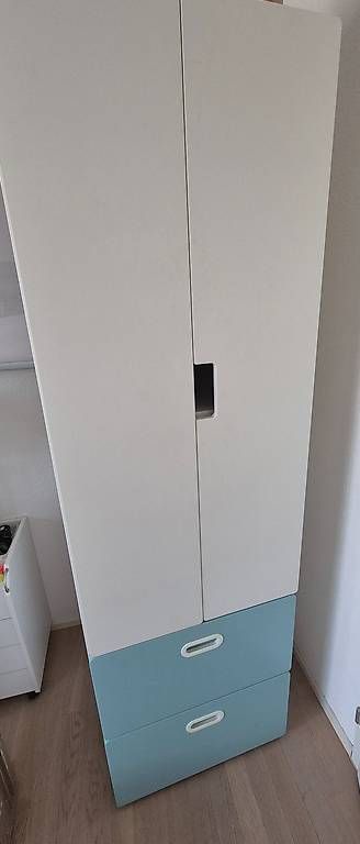 Ikea Armadi: Ikea Smastad-Top-Blau-Weiss – Usato da Vilters venduto da tin1tho