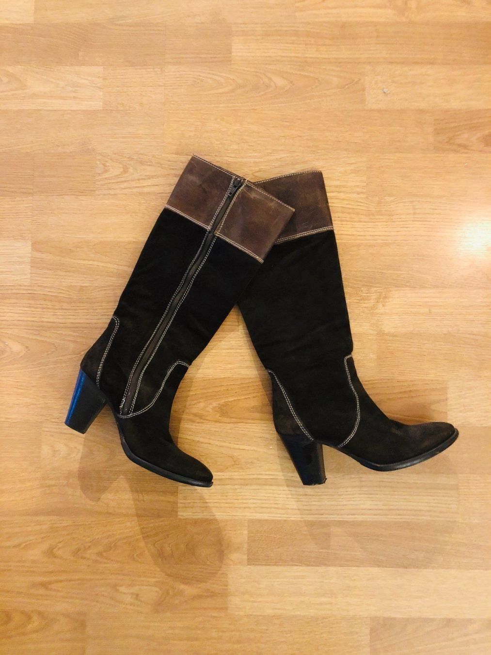Scarpe da donna: Wildleder Stiefel 36 – Usato da Simplon Dorf venduto da fraueulalia