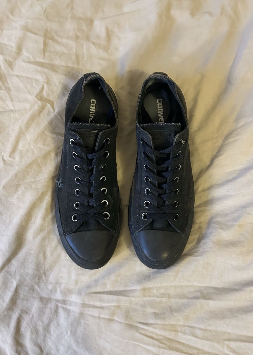 Converse Chaussures hommes: Baskets Converse noires homme taille 42 – D'occasion à Geneveys-Coffrane par h3ll0punky 1