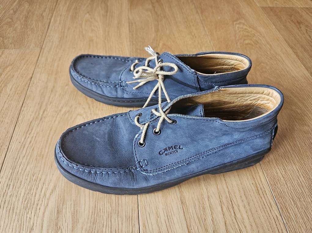 Scarpe da donna: Chaussure en cuir bleu Camel Boot 38 – Usato da Biel/Bienne venduto da alk_d9nk