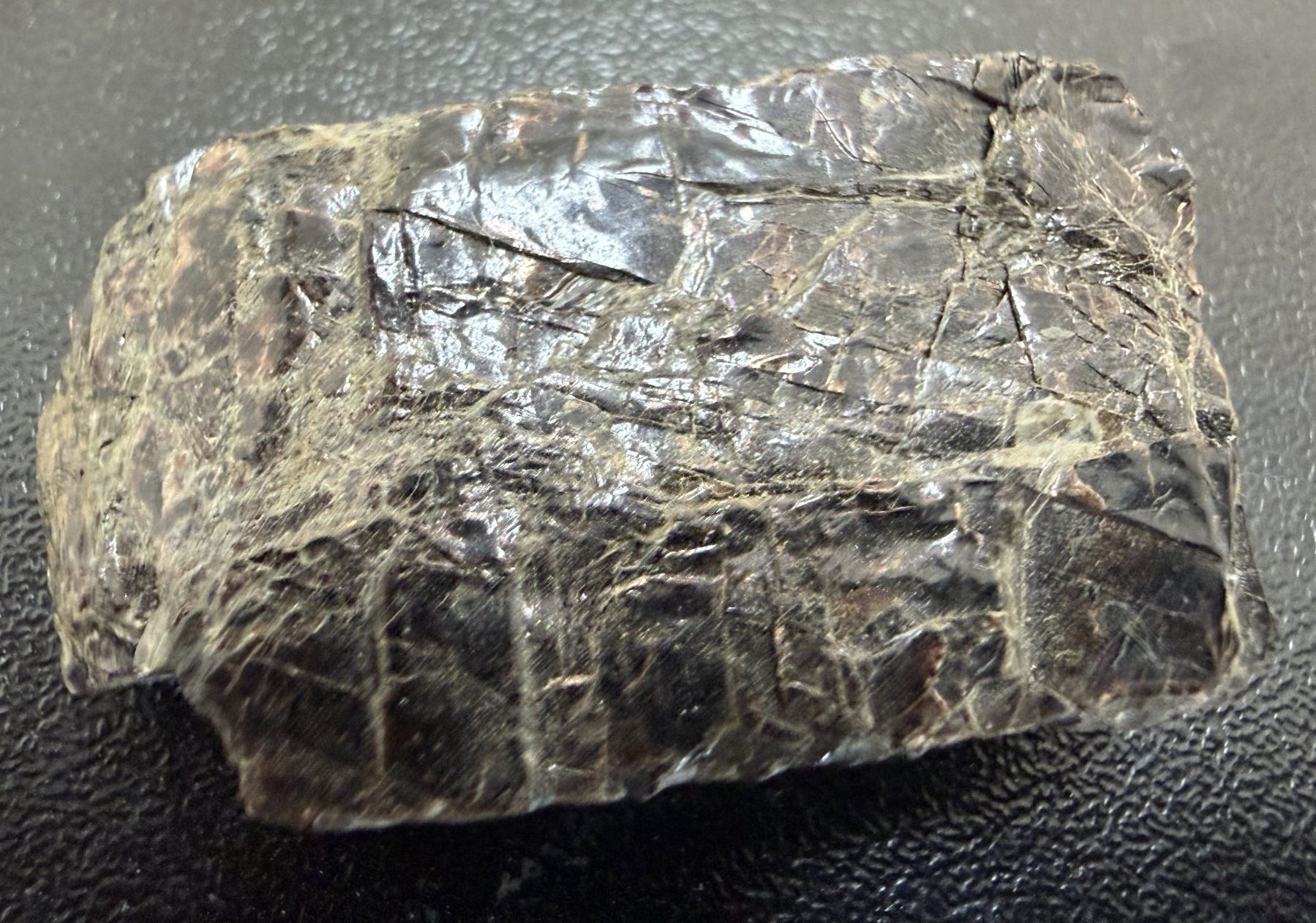 Mineralien & Heilsteine: Vesuvianit, Windhook, Namibia (4a.32) – Neu (gemäss Beschreibung) aus Muri b. Bern von Gemmes 1