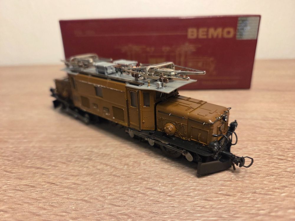 Bemo Modelleisenbahnen: Bemo 1255 121 E-Lok Krokodil 411 RhB H0m – Gebraucht aus St-Aubin-Sauges von Lo_Go 3