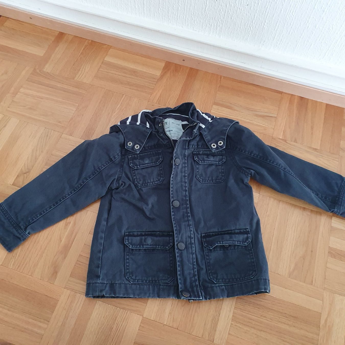 Giacche & Cappotti: Veste garçon jeans et capuchon taille 94 – Usato da Prilly venduto da RoDyRe