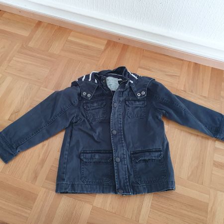 Veste garçon jeans et capuchon taille 94