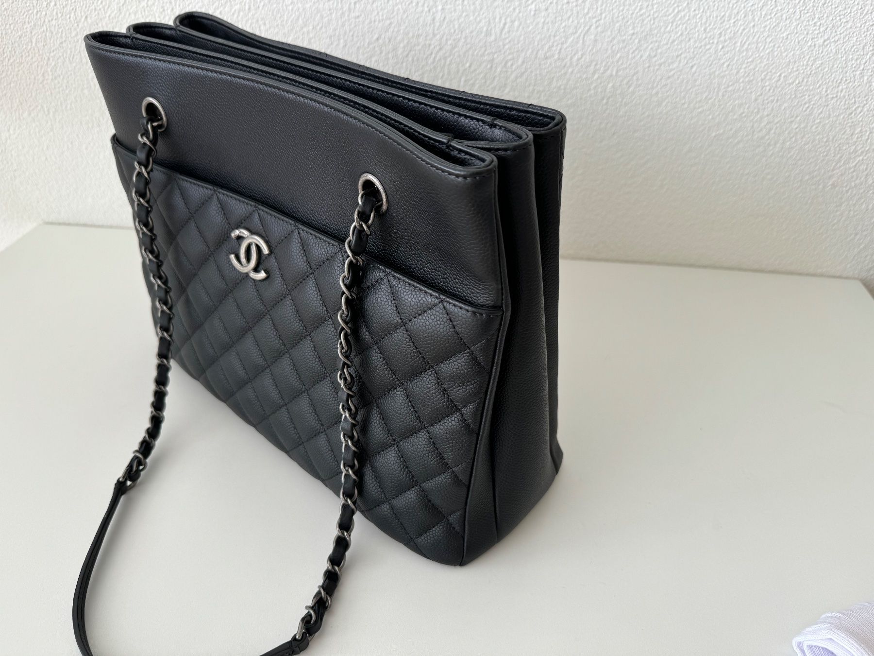 Chanel Taschen für Damen: Chanel Grand Shopping ZIP >30cm – Neu (gemäss Beschreibung) aus Neuhausen von satellite5820 7