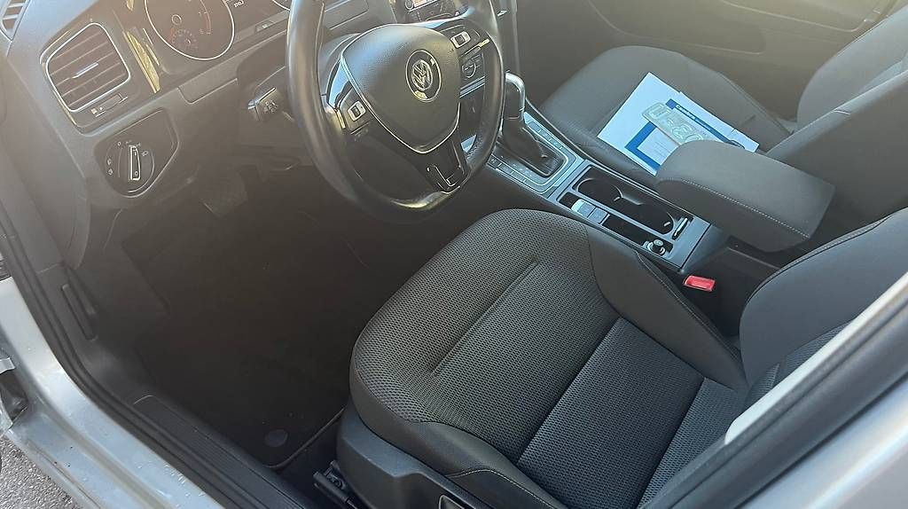 Autos: VW Golf 1.5 TSI EVO Comfort – Gebraucht aus Zollikofen von Romag 3