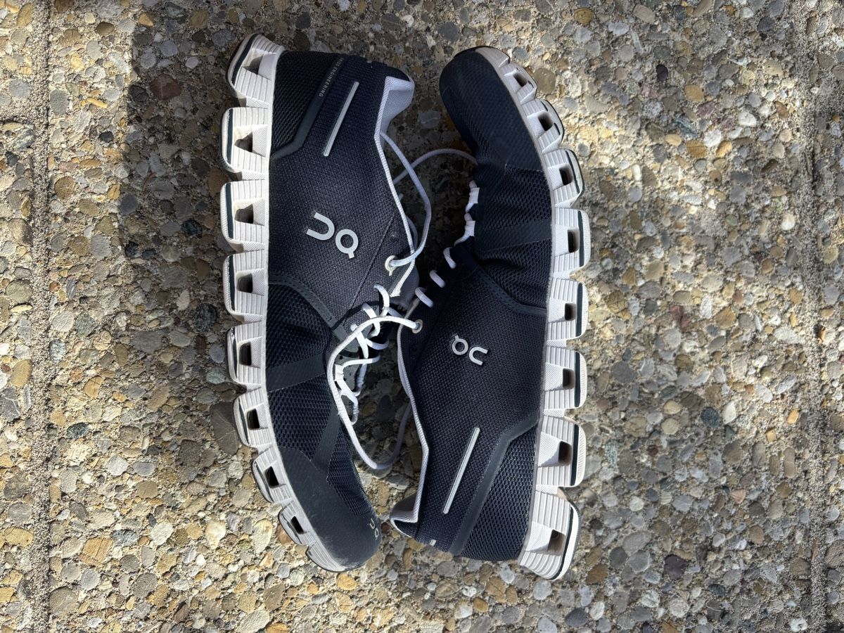 On Chaussures hommes: On Sneaker – D'occasion à Winkel par FM99