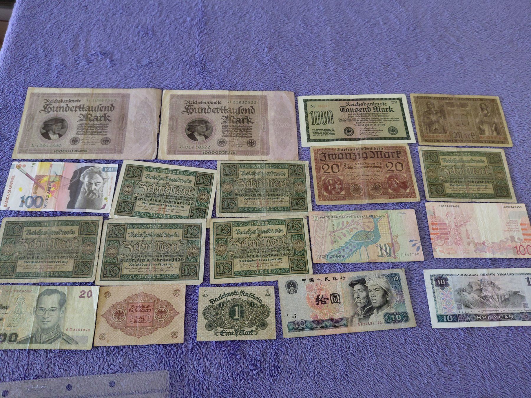 Banconote: Div. Banknoten Welt – Usato da Horw venduto da Onurb008
