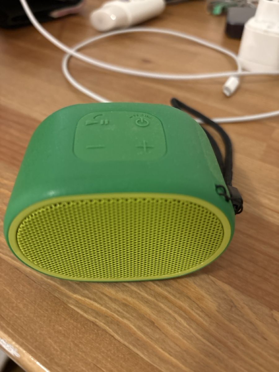 Sony Casse acustiche: Sony Portable Bluetooth Speaker - Green - Perfect for Summer – Usato da Zürich venduto da Walden7829 1
