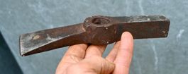 antiker geschmiedeter MAURER Hammer- Kopf punziert RV