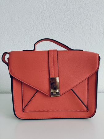Handtasche