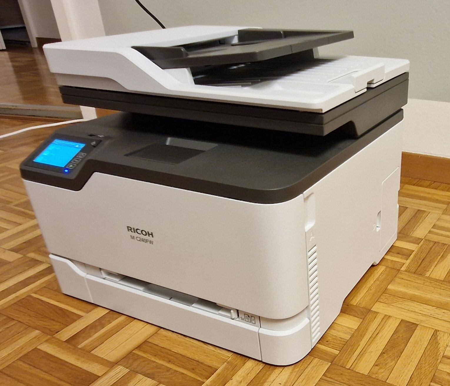 Ricoh Stampanti: Multifunktionsdrucker Ricoh M C240FW – Usato da Zug venduto da Pinche0 1