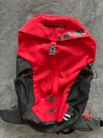 Mammut Rucksack Rot/Schwarz 15L Sehr guter Zustand .