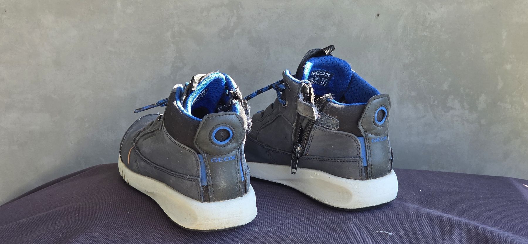 Geox Scarpe per ragazzi: Geox Kinder Sneaker Gr 31 – Usato da Stäfa venduto da Espresso_Macchiato 1