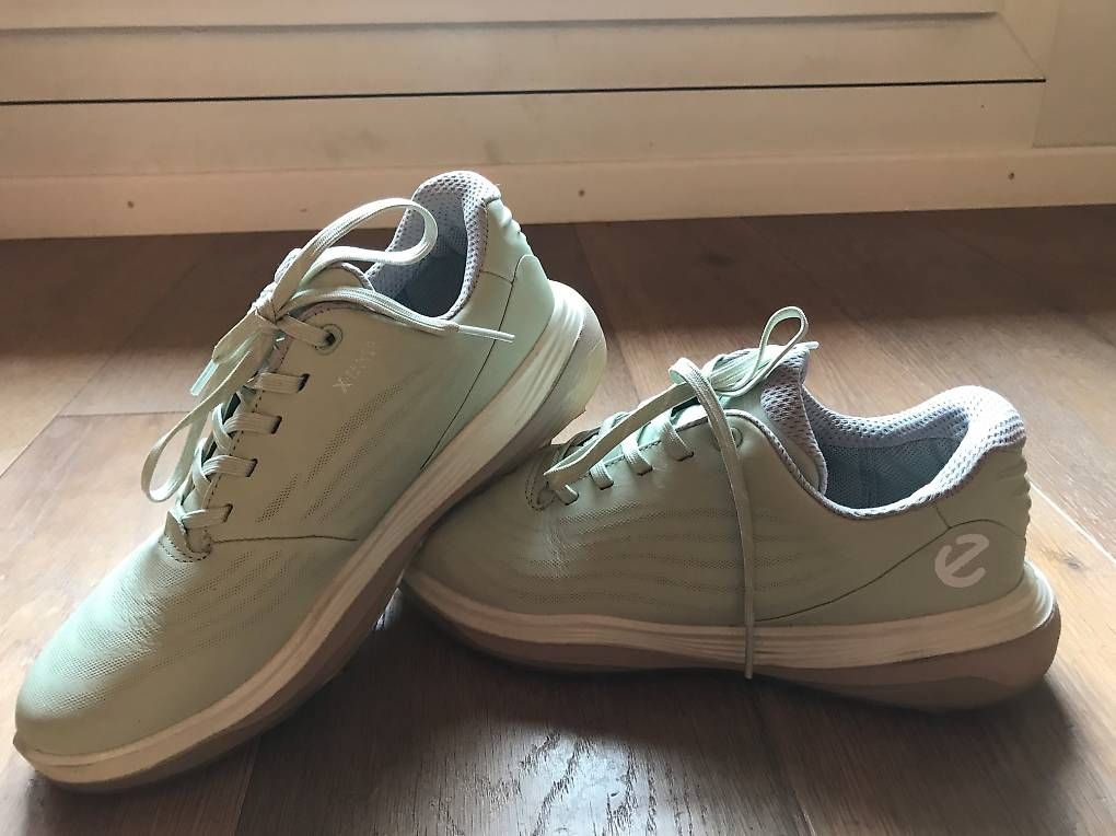 Ecco Damenschuhe: Chaussures de Golf ecco 37 – Gebraucht aus Chêne-Bougeries von Luke17 1