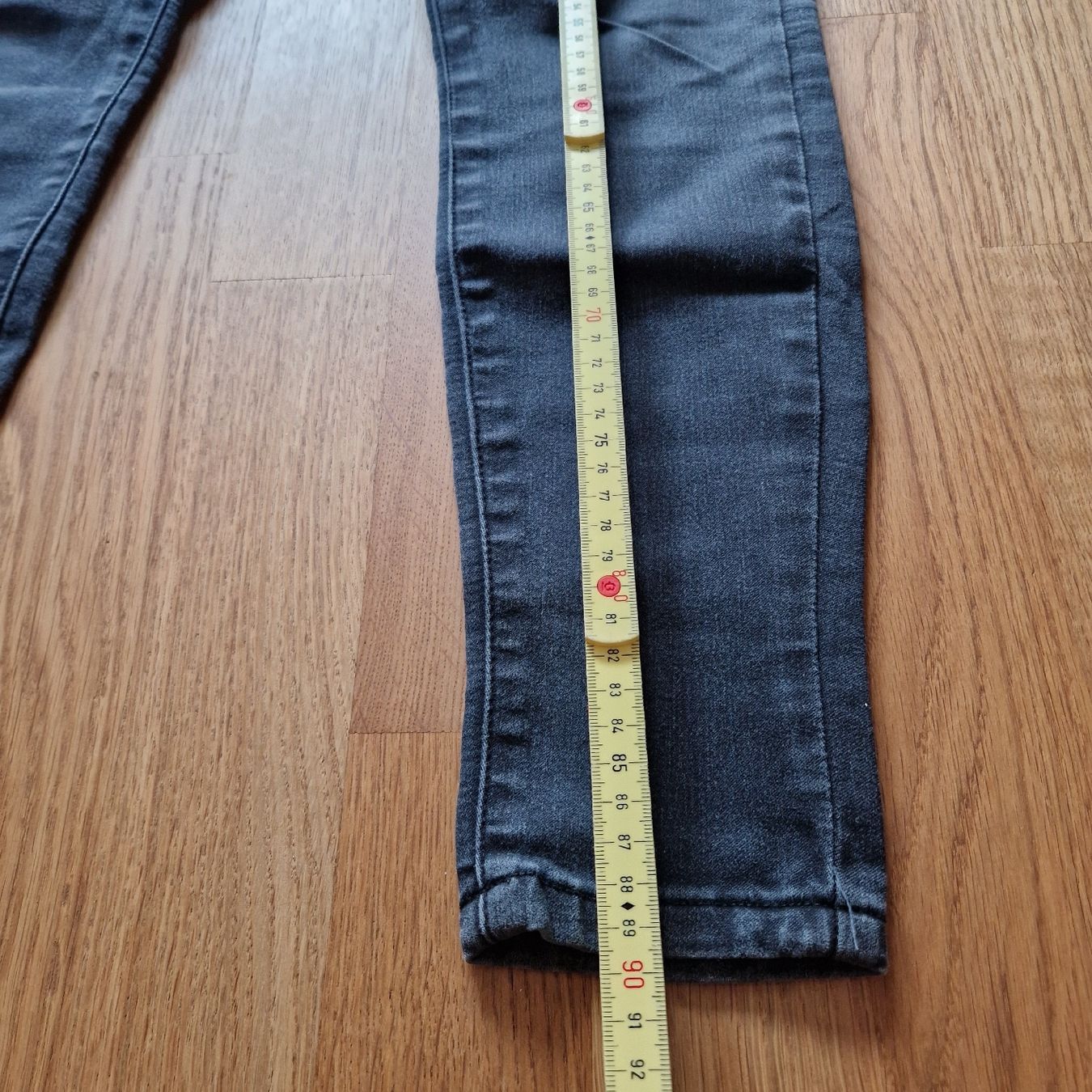 C&A Jeans: Jeans von Review 27 & Clockhouse, Gr. 36 Regular – Usato da Nendeln venduto da witr_gliabt 2