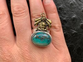 Shattuckit Ring Silber mit Biene