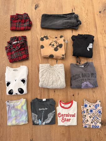 Mädchen Kleiderpaket Grösse 140-152 guter Zustand