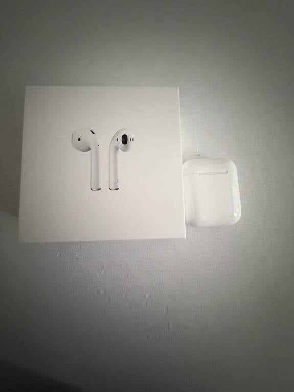 Kopfhörer: Apple AirPods 2. Generation mit Ladecase (OVP) – Gebraucht aus Zürich von meti1975 1