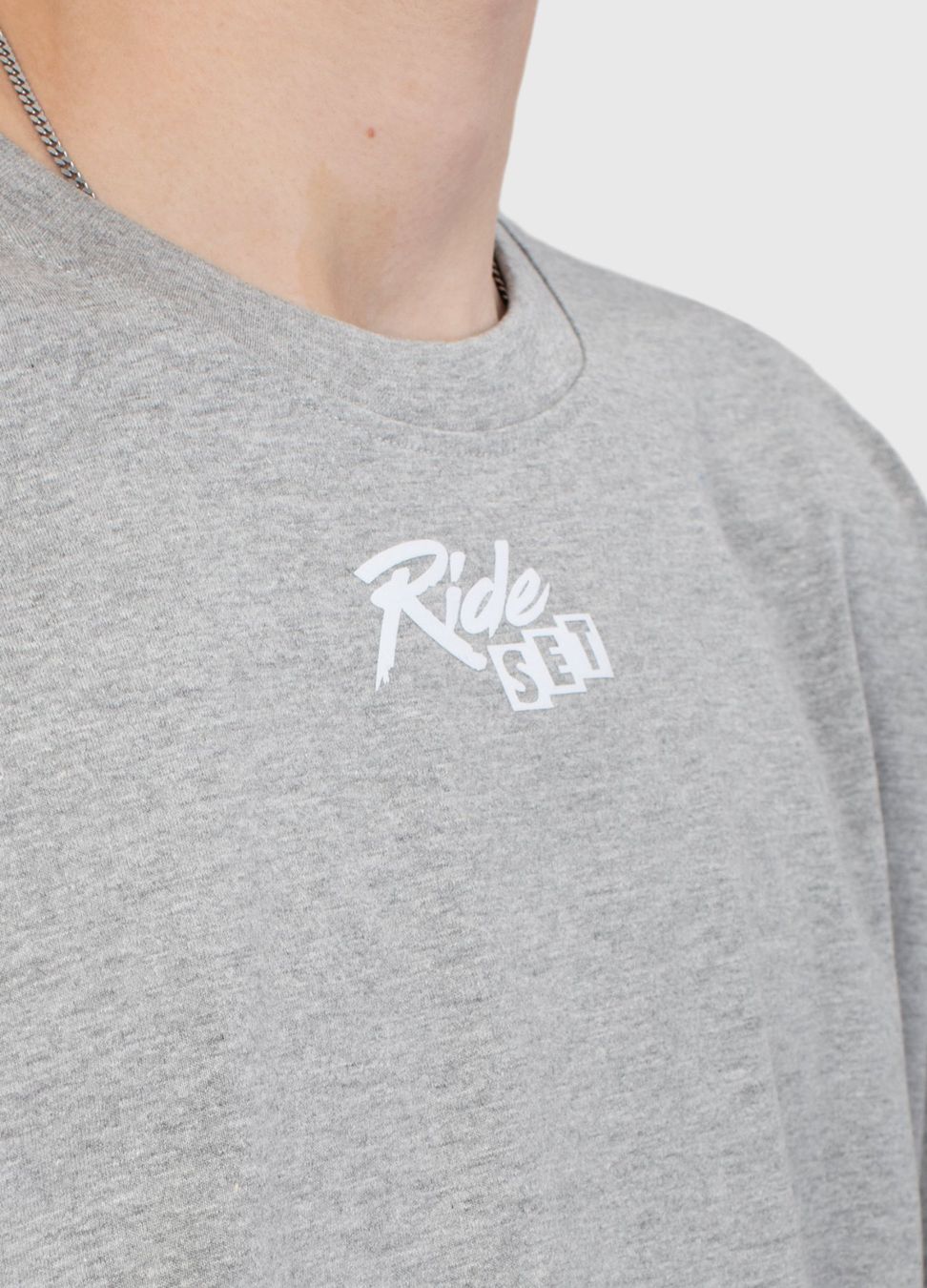 T-shirt: RideSet Oversized T-Shirt Grau Grösse L – Usato da St. Gallen venduto da raphael.daehler 3