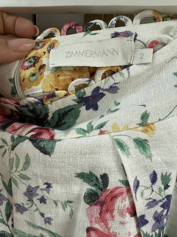 Zimmermann Pantaloni: Zimmermann Shorts – Usato da Wädenswil venduto da Cocomagi 2