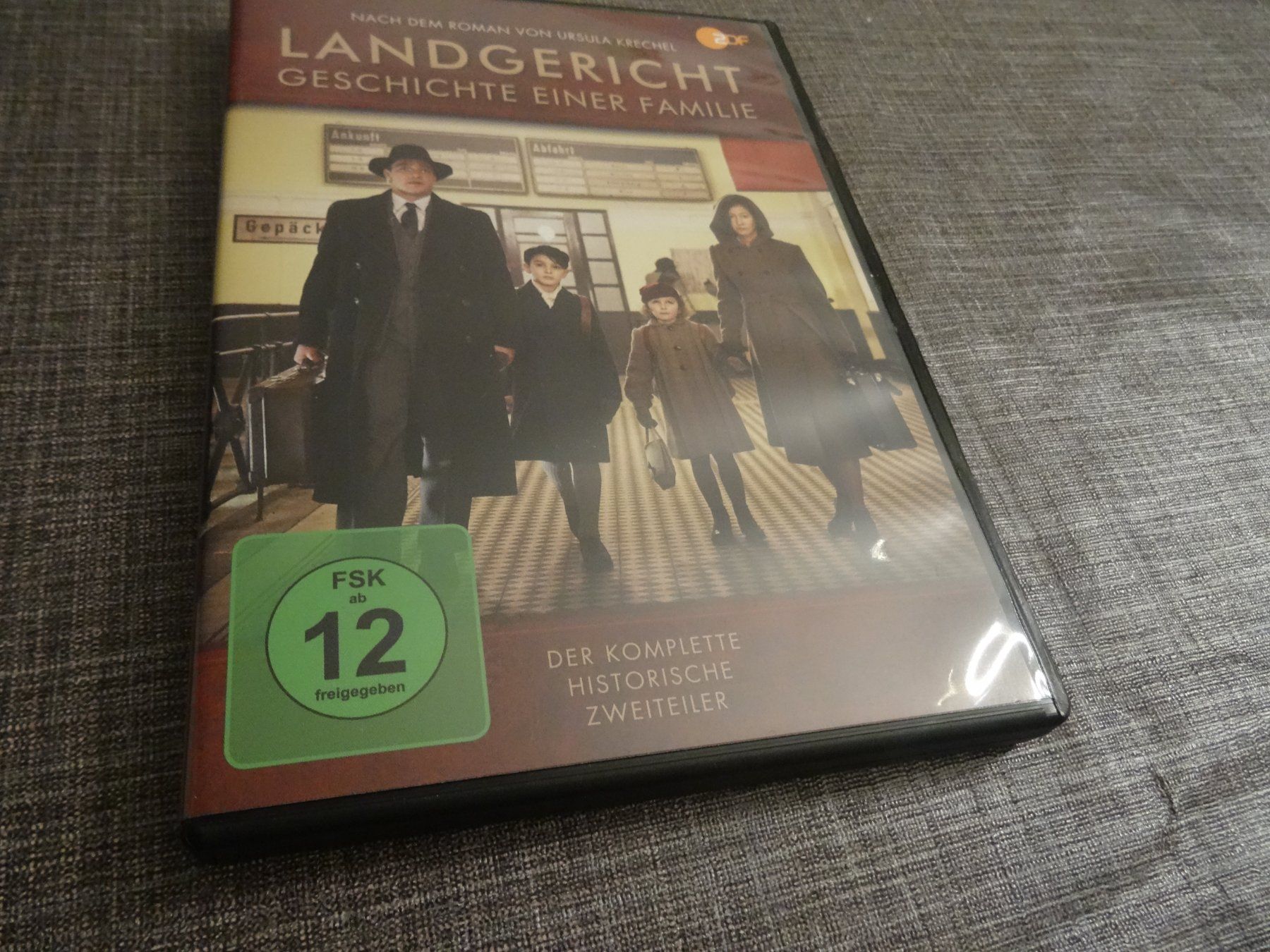 Tutti i DVDs: DVD Landgericht Geschichte einer Familie – Usato da Olten venduto da Disc-Verkauf