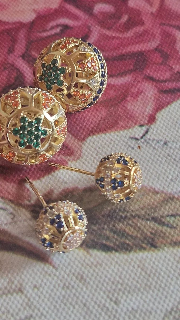 Orecchini pendenti & Orecchini a lobo: Earring – Nuovo (secondo la descrizione) da Château-d'Oex venduto da Mgj_1972 3