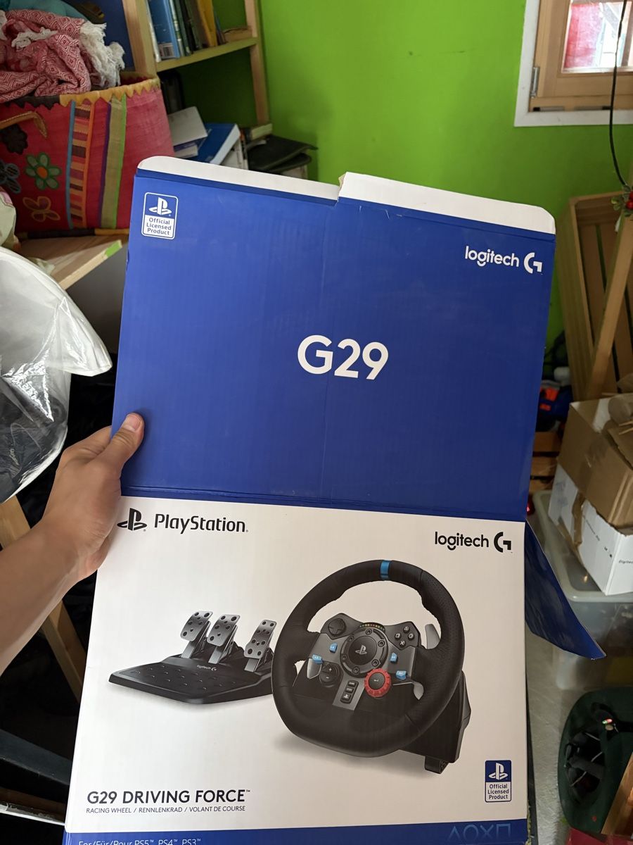 Logitech Manettes: Logitech G29 Driving Force – D'occasion à Hinwil par rubinstar4 3