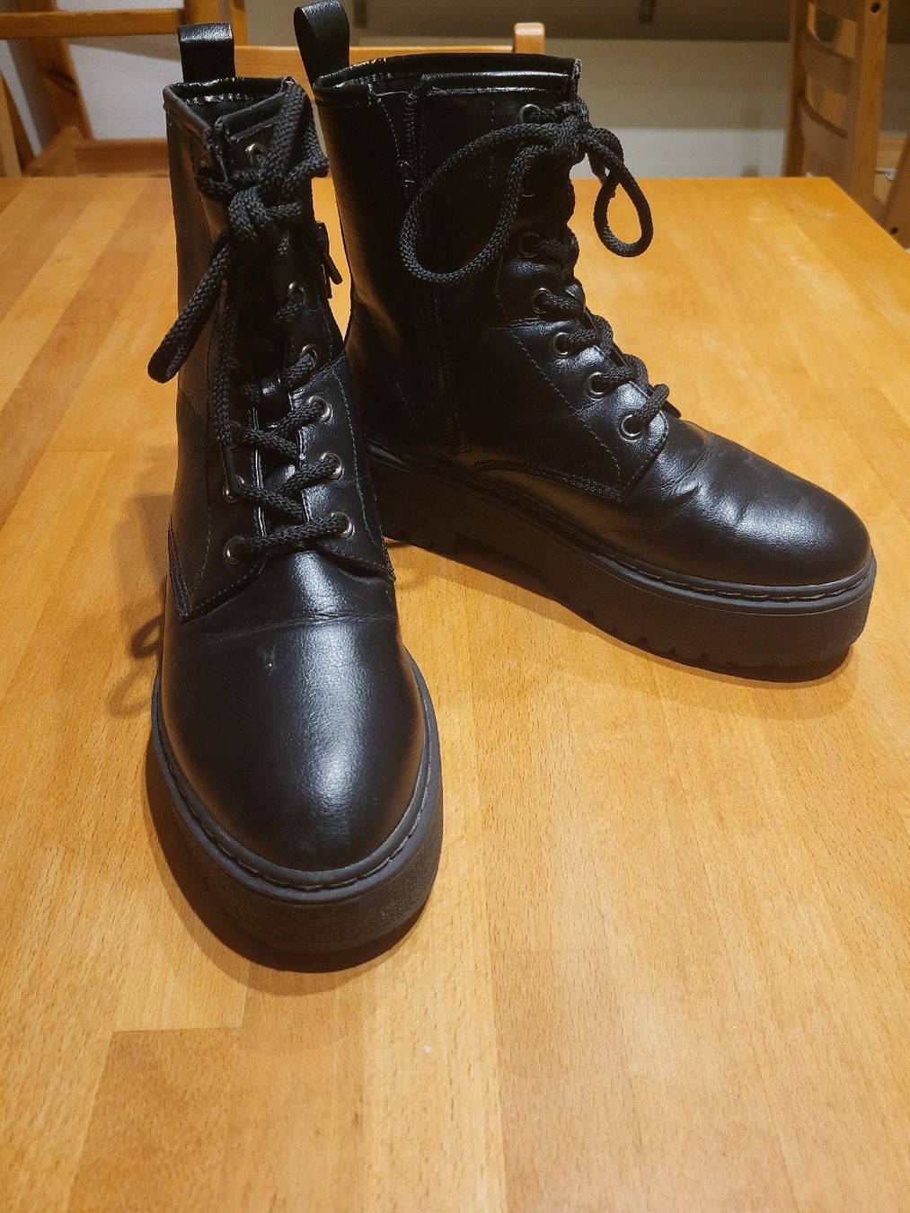 Scarpe da donna: Even & Odd Stiefel Grösse 38 – Usato da Zunzgen venduto da tir_2gh6
