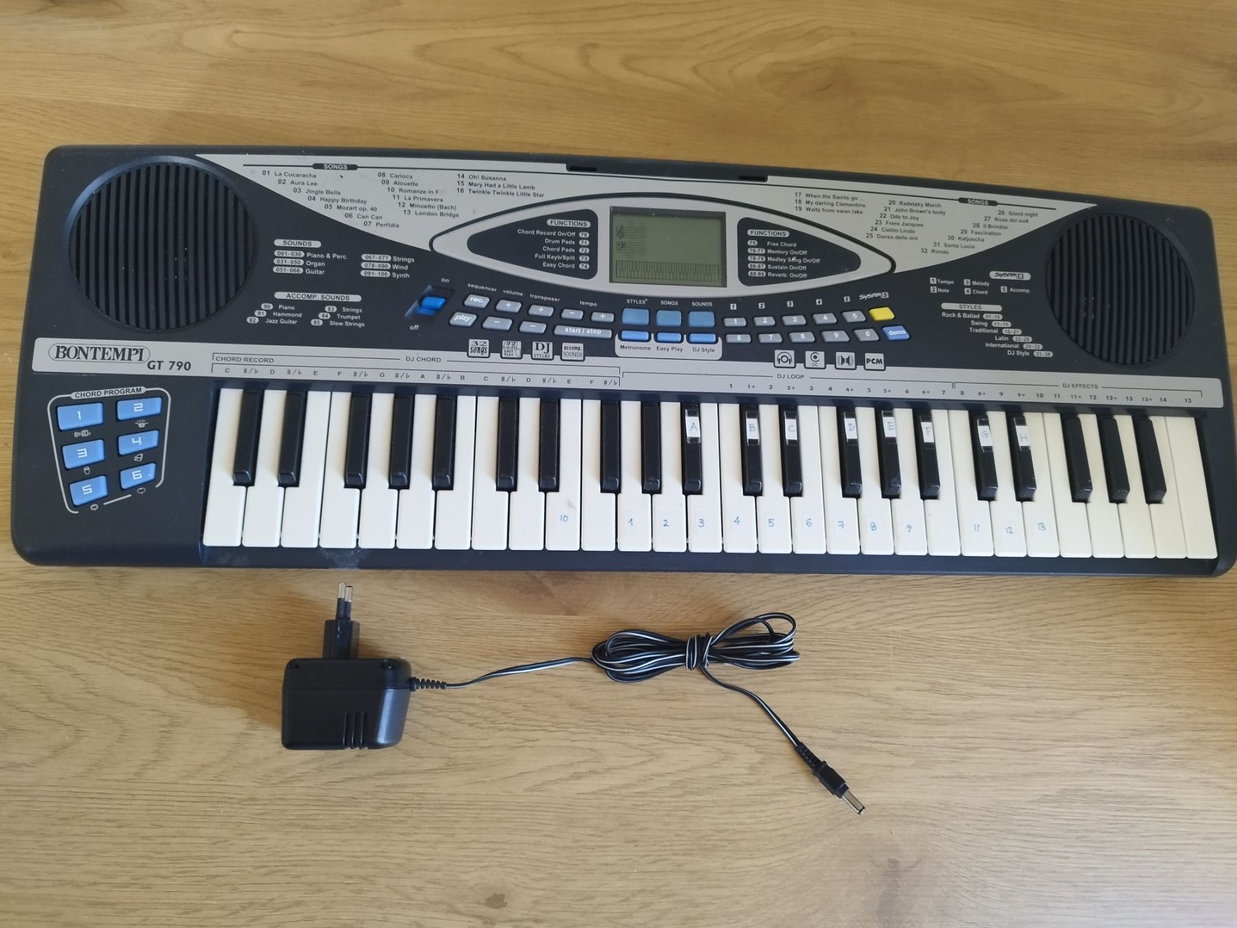 Bontempi Musikinstrumente: Bontempi GT 790 – Defekt aus Vallorbe von Leonidas1337
