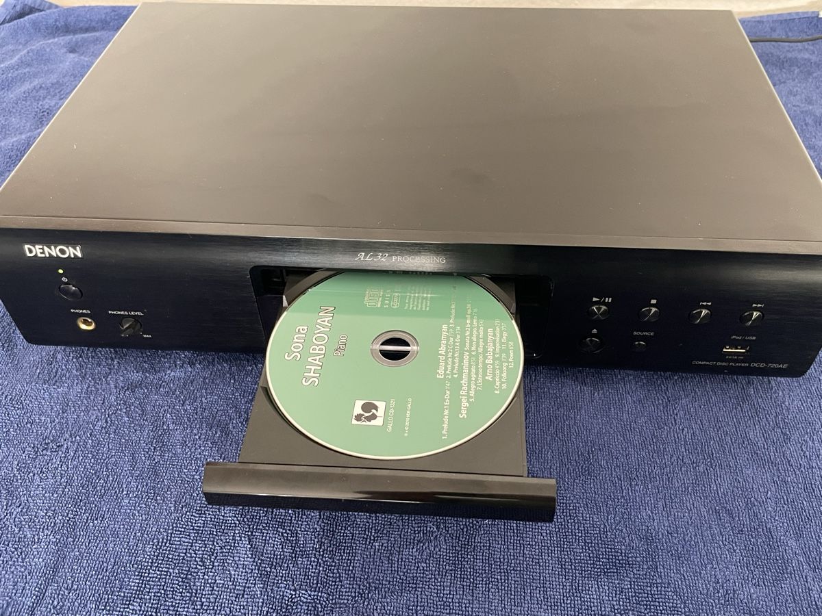 Denon Audio- & Mediensysteme: Denon DCD-720AE CD-Player Top Zustand! – Gebraucht aus Zürich von semi16 4