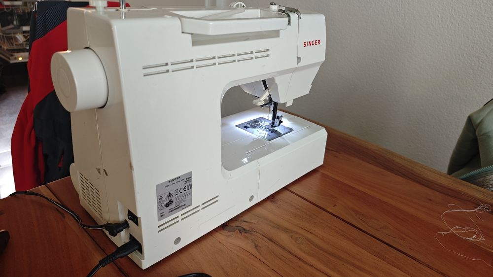 Singer Symphonie III Nähmaschine (Gebraucht) in Richterswil für CHF 50 ...