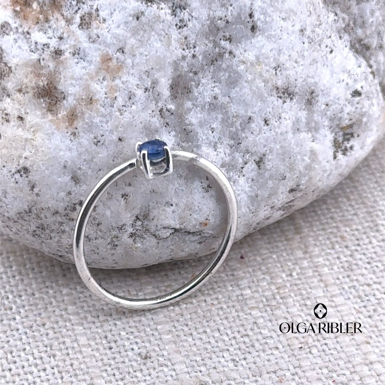 Olga Ribler Anelli: Unikate Silber Ring 925 mit Sapphire Grösse 52 – Nuovo (secondo la descrizione) da Luzern venduto da Schmuckoutlet 2