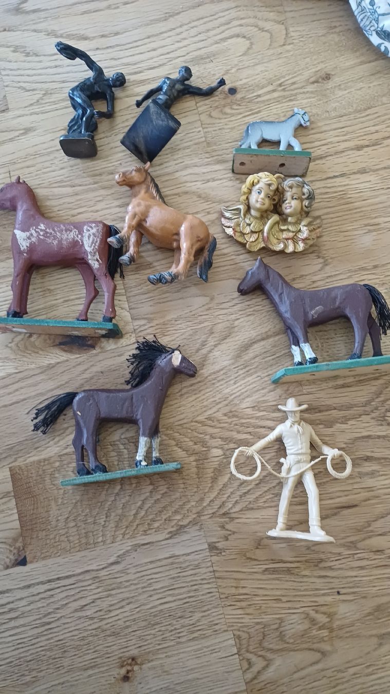 Statuette: Lot Alte Figuren Pferde etc. – Usato da Flawil venduto da Naphtali 6
