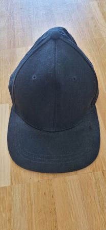 Schwarze H&M Divided Cap, neuwertig, One Size, unisex