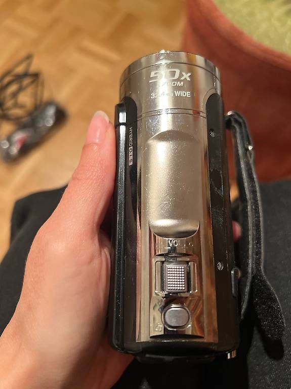 Panasonic Camcorder: Handliche Videokamera Panasonic, kompatibel mit Mac – Gebraucht aus Bottmingen von bibipap