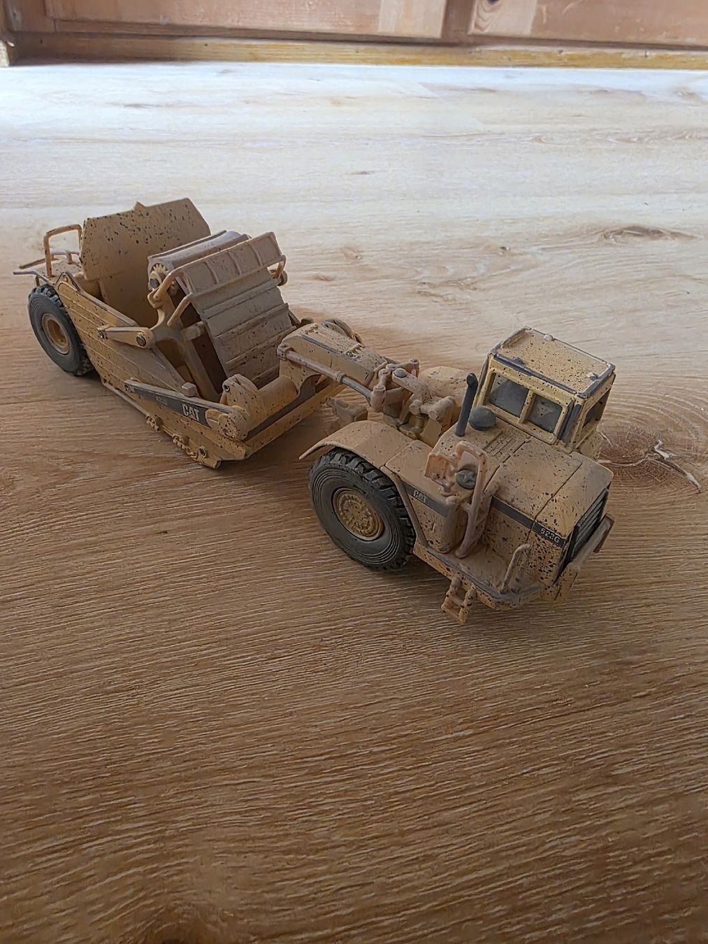 Caterpillar Kit di modellismo & Modellini statici: Caterpillar Schürfzug 1/50 – Usato da Mosnang venduto da Fischli730