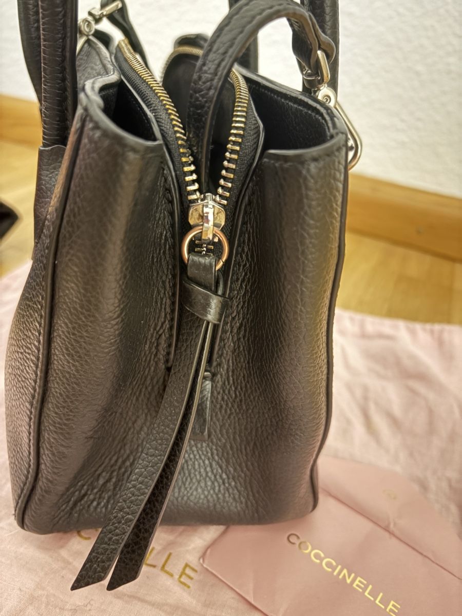Coccinelle Borse da donna: Coccinelle Tasche Leder – Usato da Basel venduto da ale_mn2l 8
